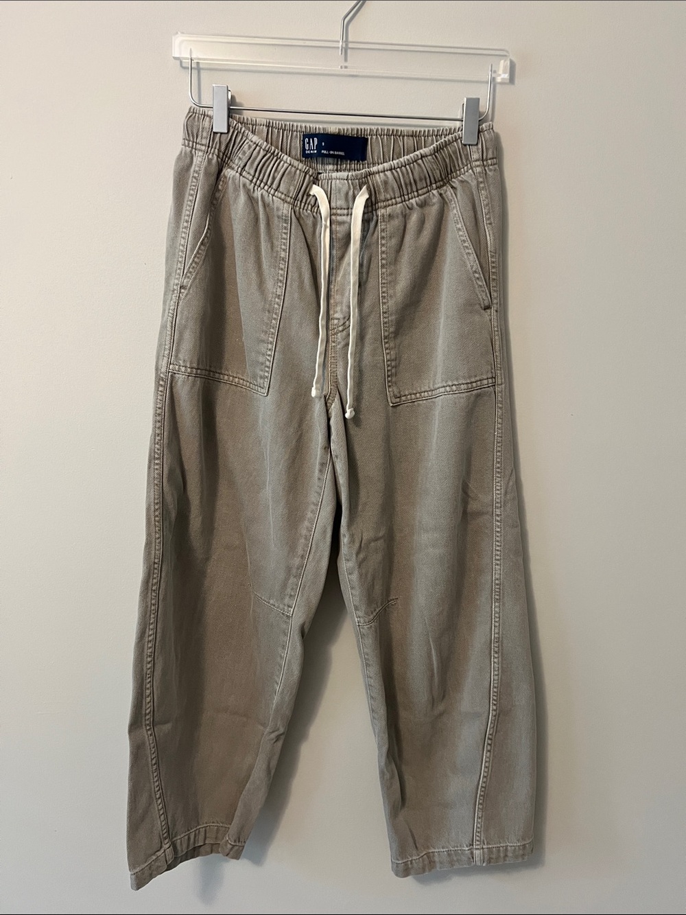 GAP Women’s Pull On Barrel Jeans in Taupe - Picture 3 of 5